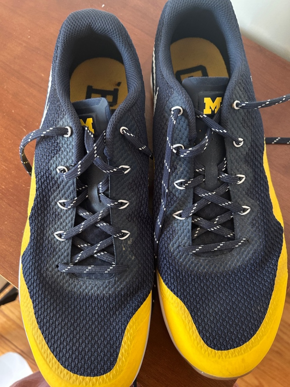 Nike UM Limited Edition Maize and Blue - Picture 4 of 5